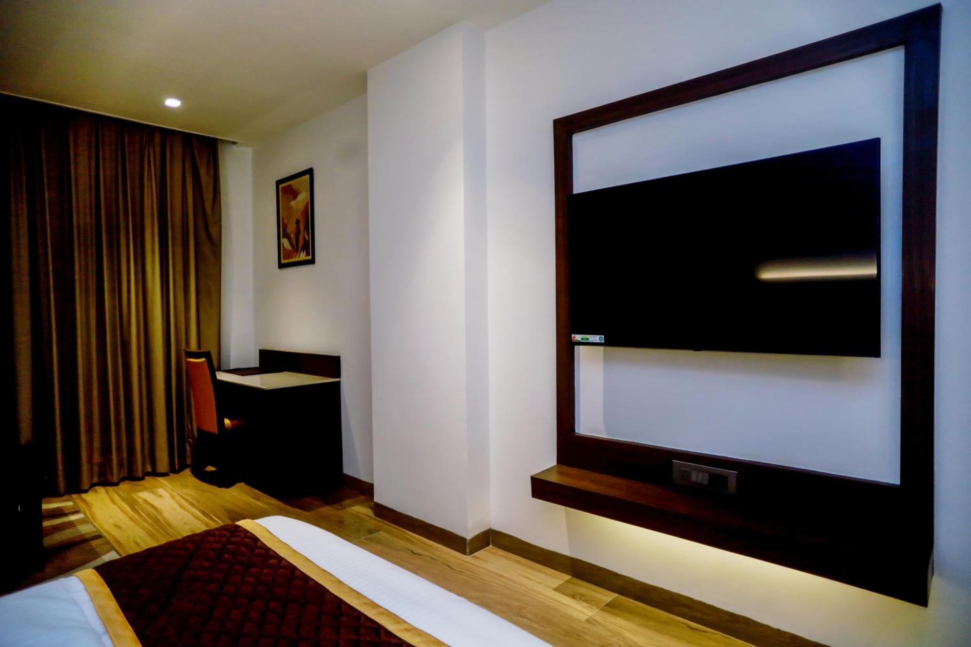 Regenta Place Gwalior Exterior foto