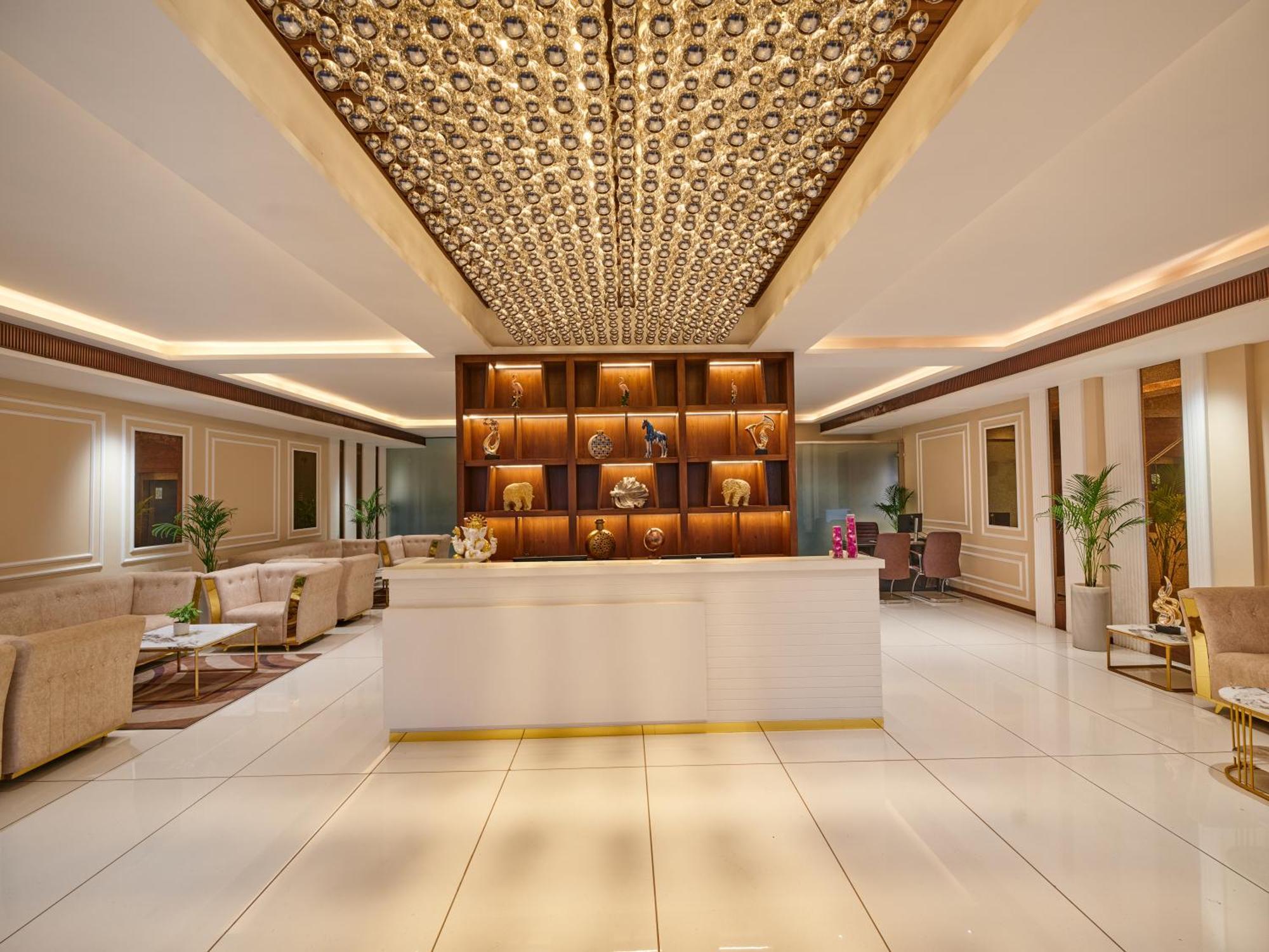Regenta Place Gwalior Exterior foto